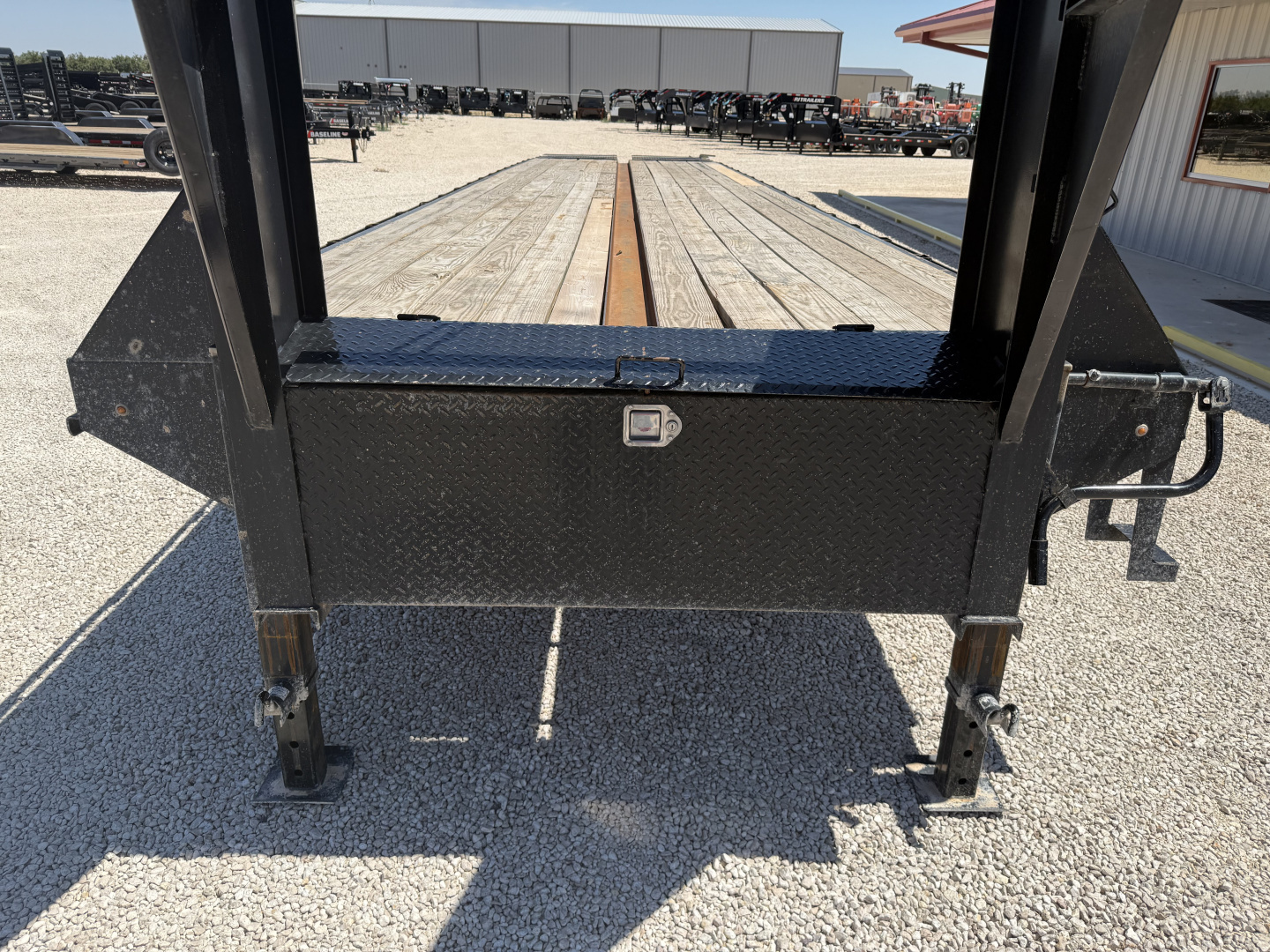 Used 2023 Trail Maxx MAX27-40 Deckover Trailer