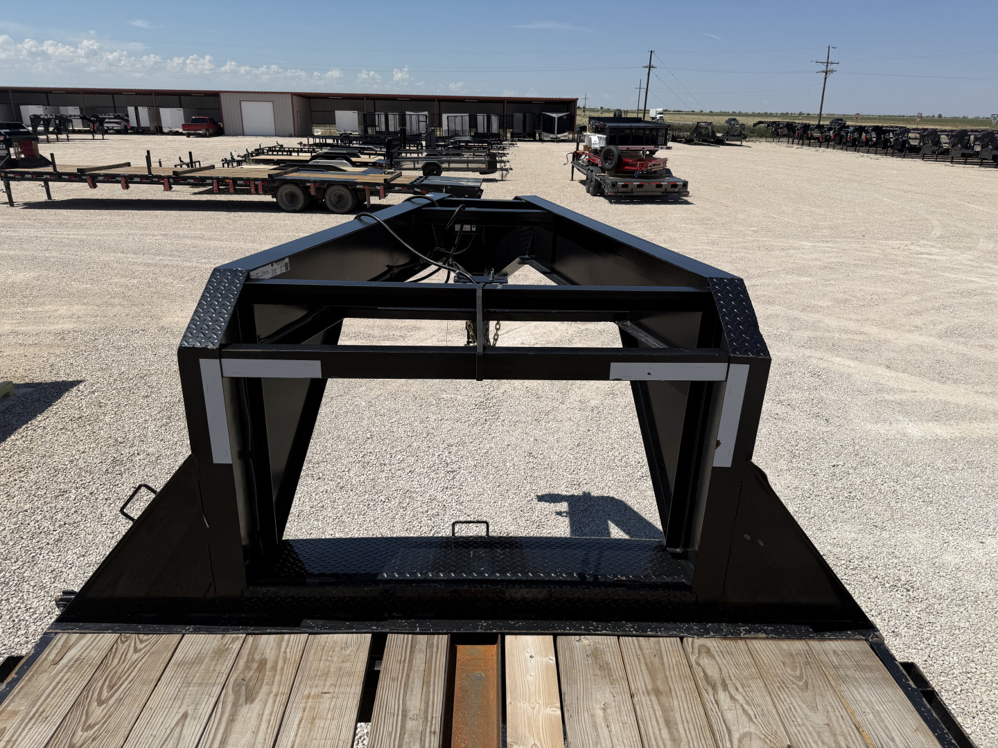 Used 2023 Trail Maxx MAX27-40 Deckover Trailer