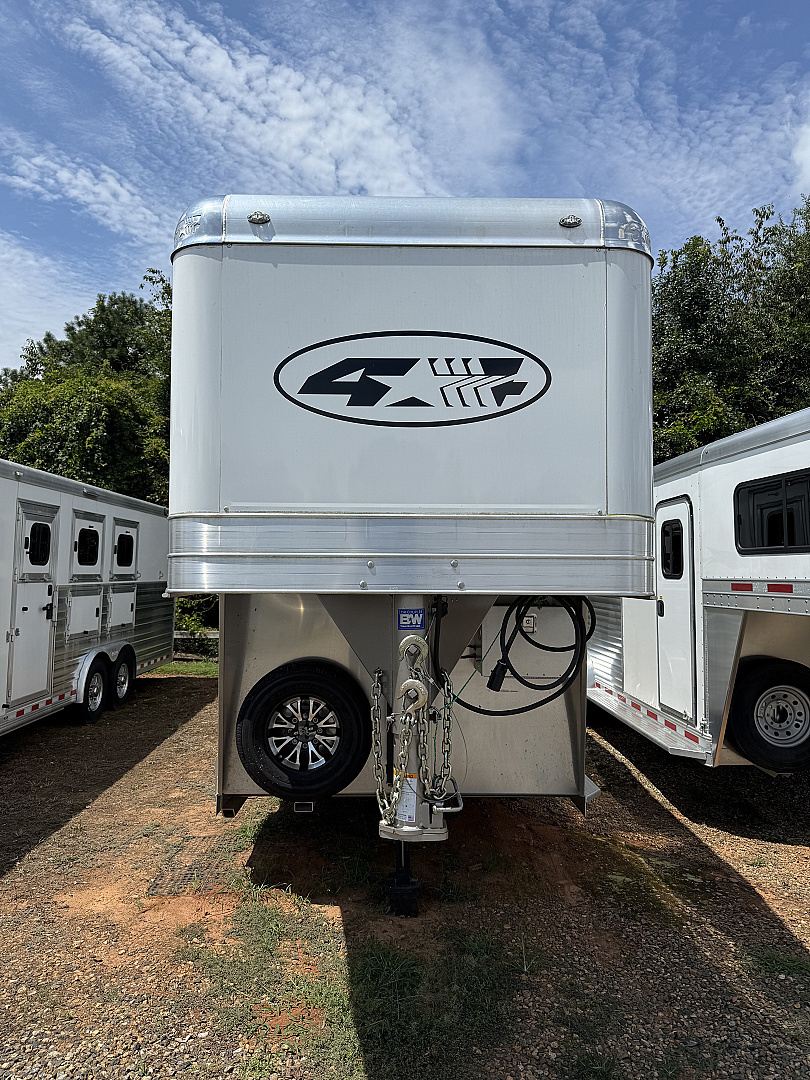 Used 2024 4-Star Trailers 2+1 Air Ride WERM Horse Trailer
