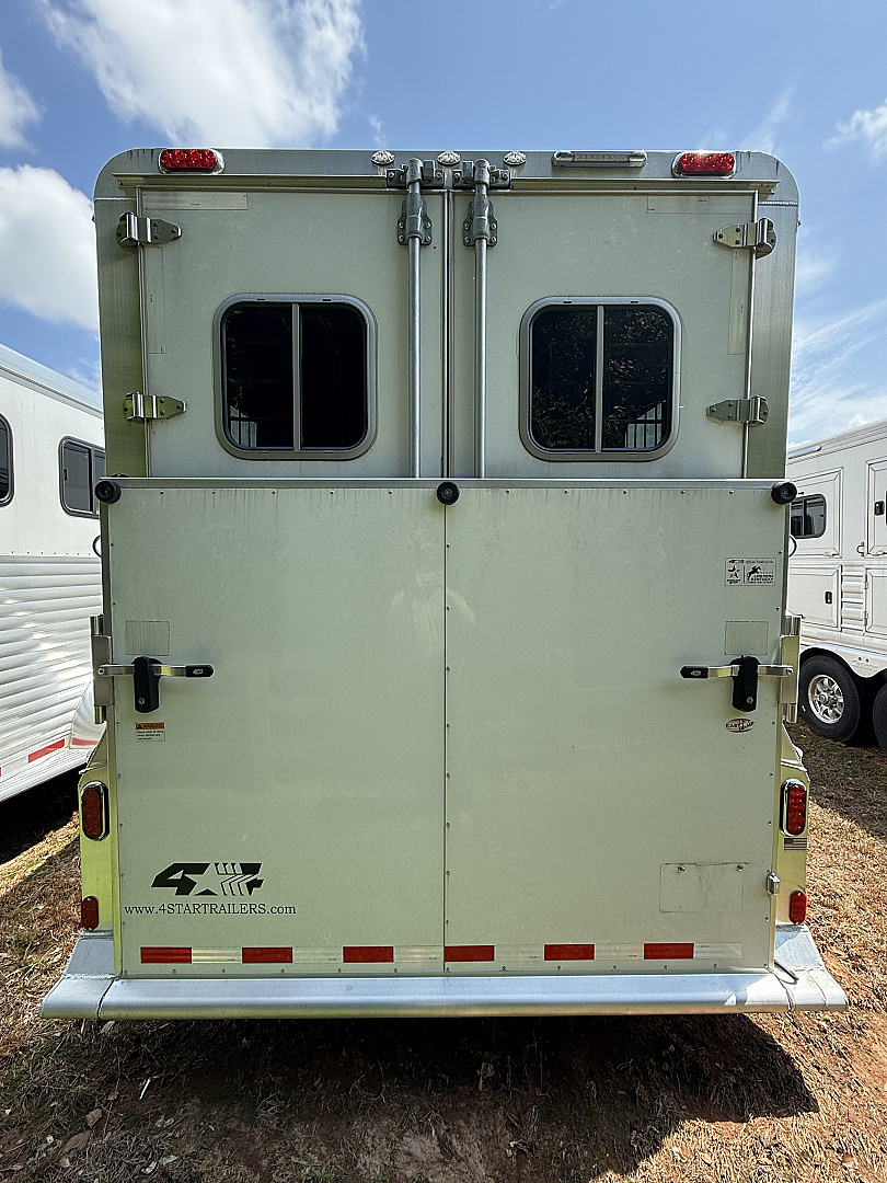 Used 2024 4-Star Trailers 2+1 Air Ride WERM Horse Trailer