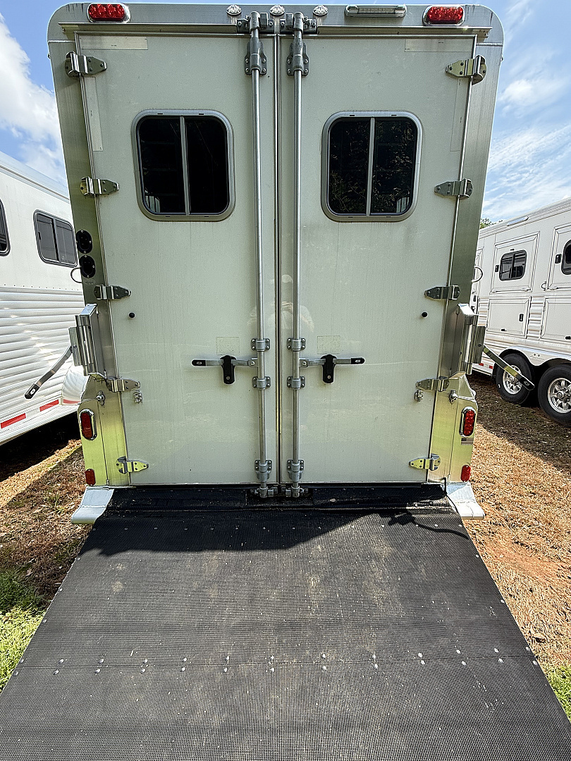 Used 2024 4-Star Trailers 2+1 Air Ride WERM Horse Trailer