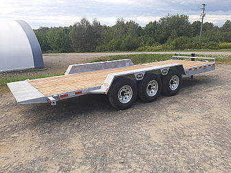 New 2026 LWL Trailers 22' Triaxle Split Tilt Equipment Trailer