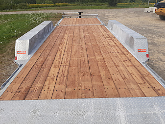 New 2026 LWL Trailers 22' Triaxle Split Tilt Equipment Trailer