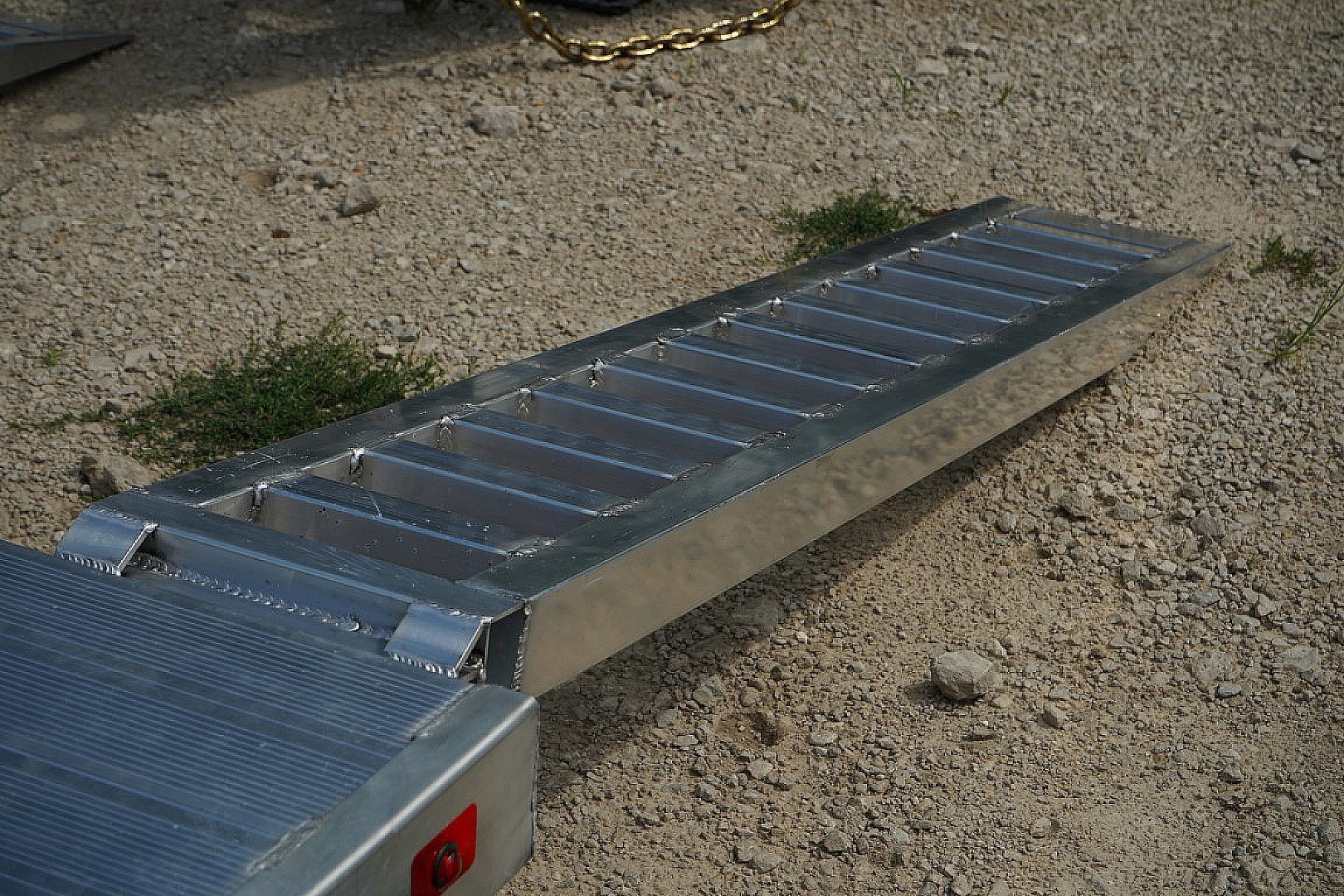 New 2026 R&R Trailers 718CHE Open Center Car Hauler 7K