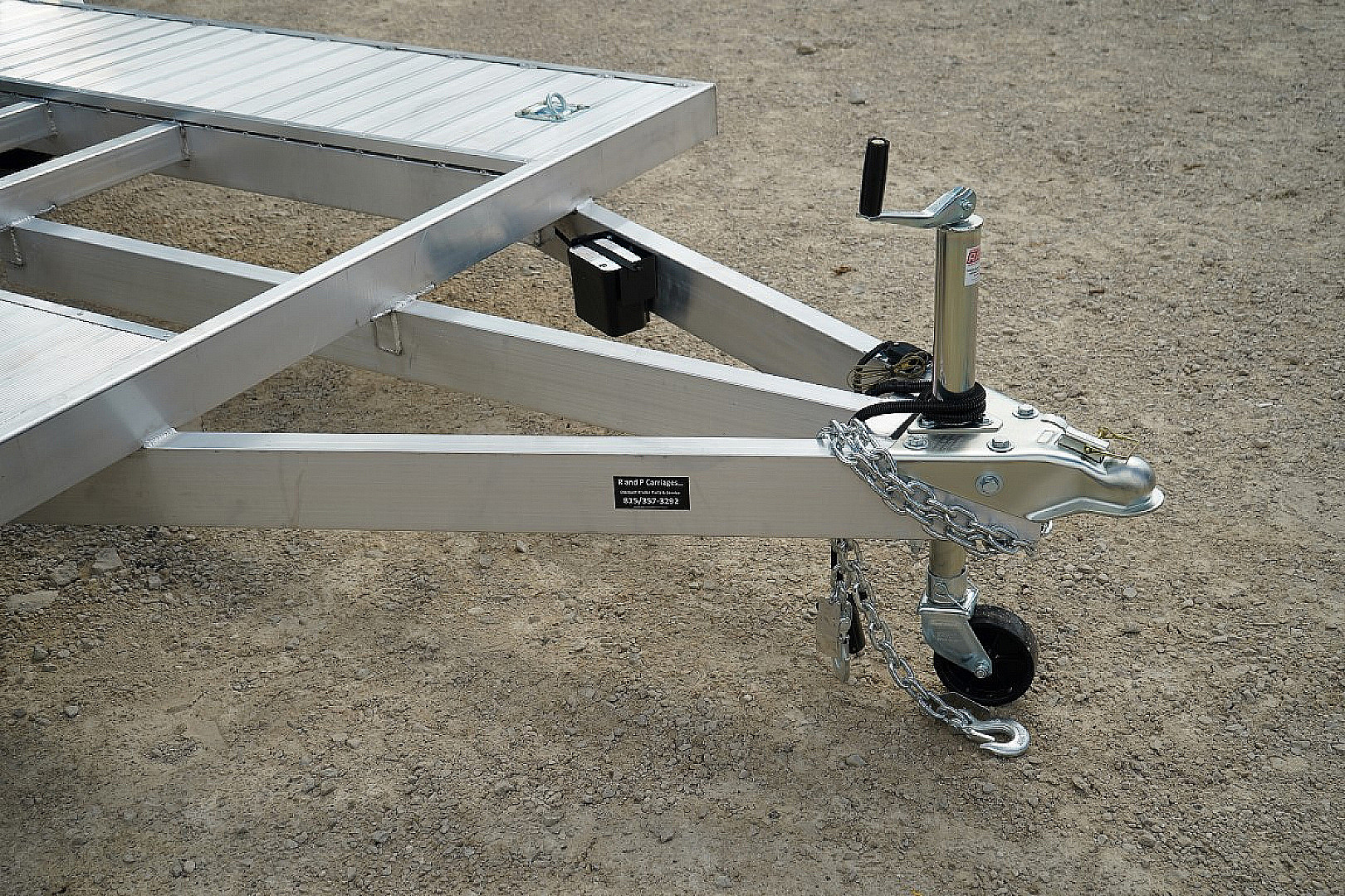 New 2026 R&R Trailers 718CHE Open Center Car Hauler 7K