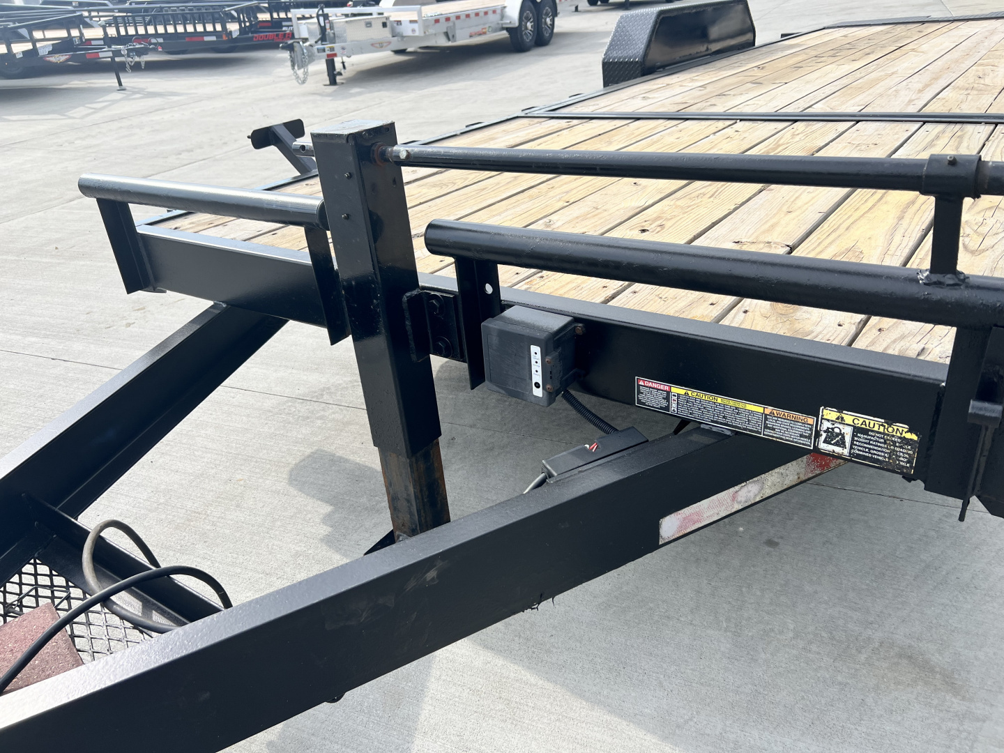 Used 2018 Doo Little 22 ft = 16 ft Tilt + 6 ft flat Gravity Tilt Heavy Duty 14K Trailer