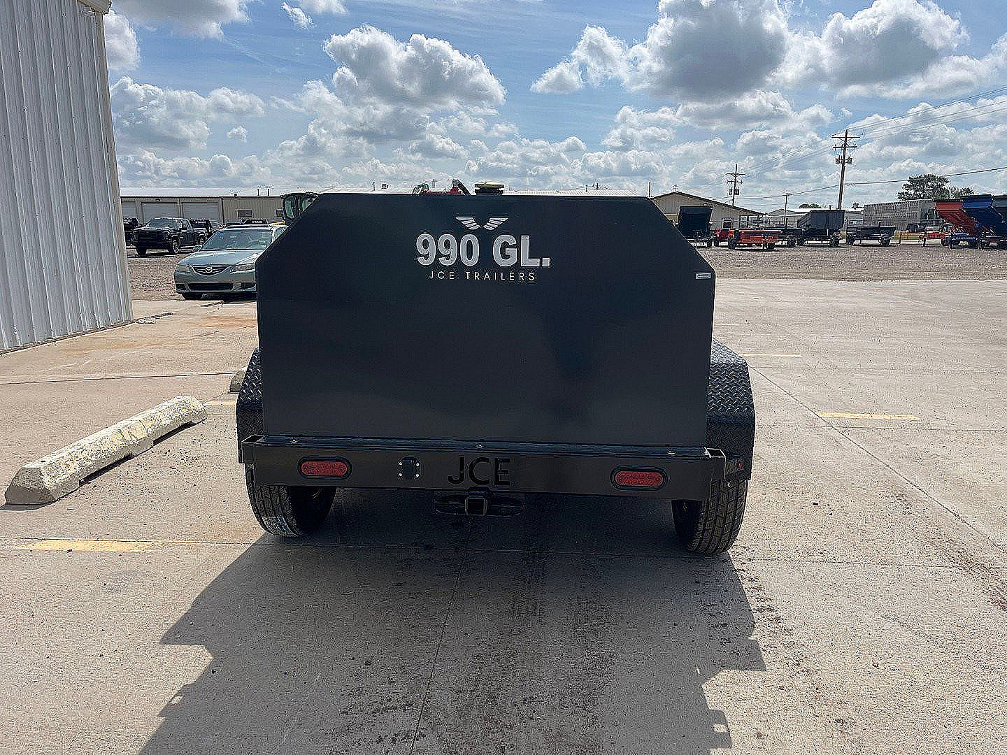 New 2025 JCE 990 Fuel Trailer