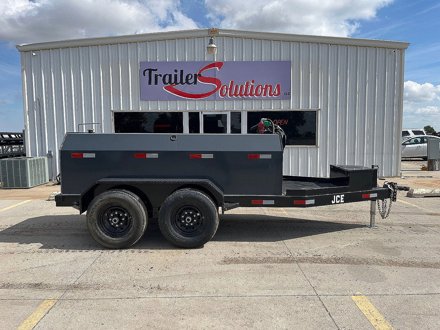 New 2025 JCE 990 Fuel Trailer