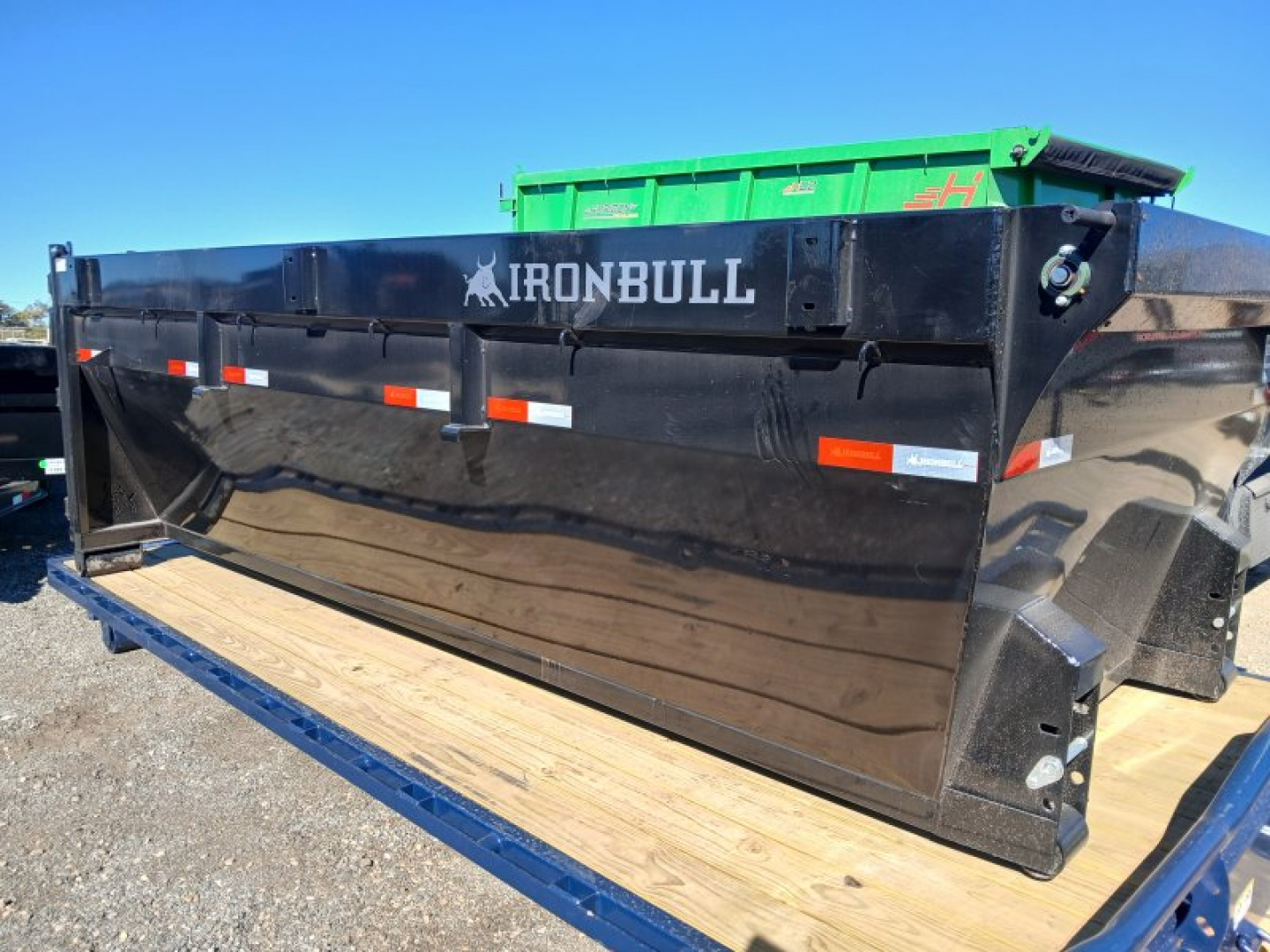 New 2026 Iron Bull RB8316BLACK Dump Bin