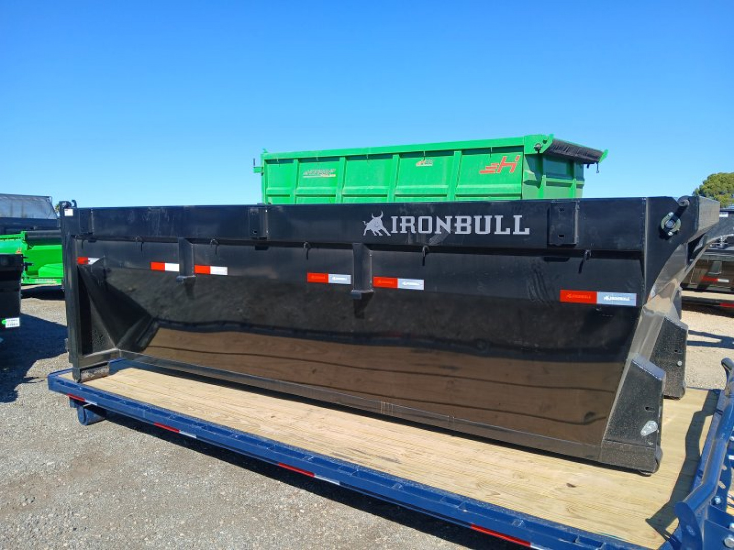 New 2026 Iron Bull RB8316BLACK Dump Bin