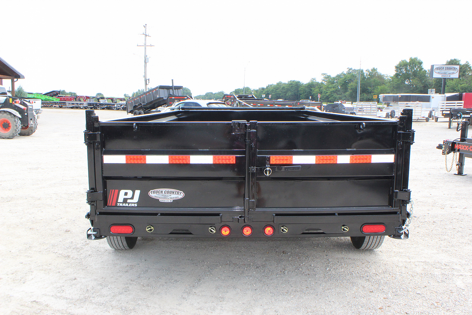 New 2026 PJ Trailers DV 14' BP Dump Trailer