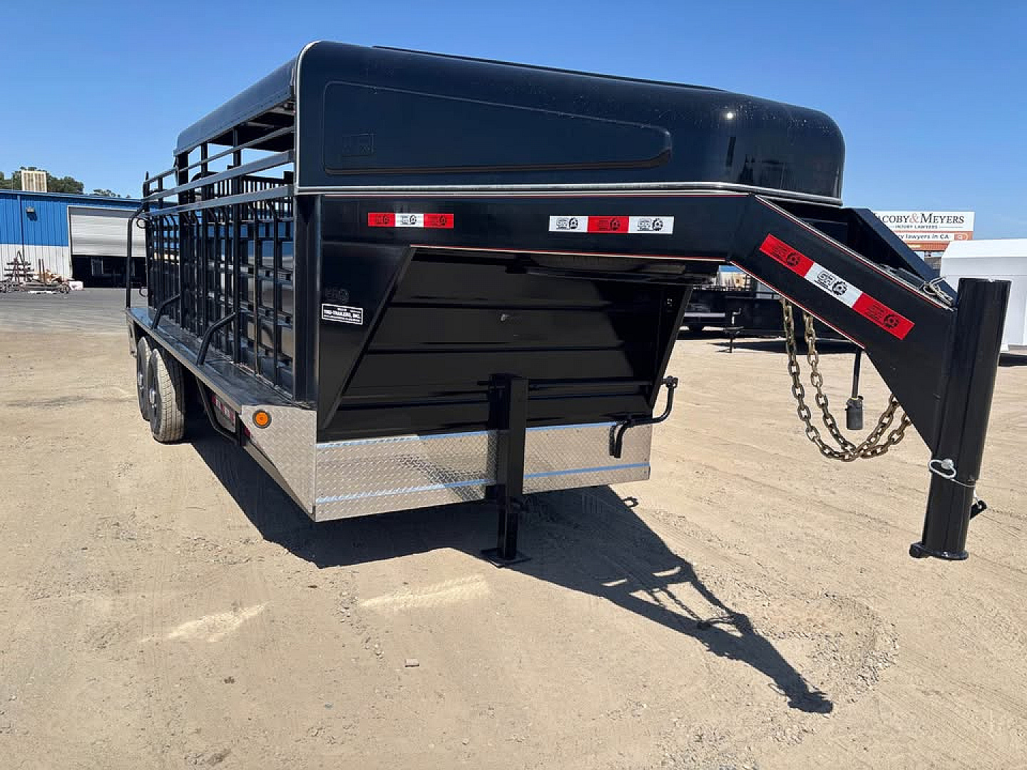 New 2025 GR Trailers 16' Gooseneck Metal Half Top Horse