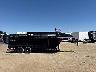 New 2025 GR Trailers 16' Gooseneck Metal Half Top Horse