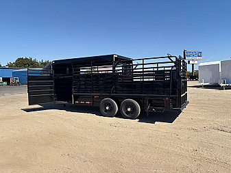 New 2025 GR Trailers 16' Gooseneck Metal Half Top Horse