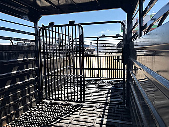 New 2025 GR Trailers 16' Gooseneck Metal Half Top Horse