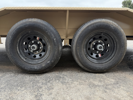 New 2026 PJ 102"x20' Superwide Buggy Hauler – B5