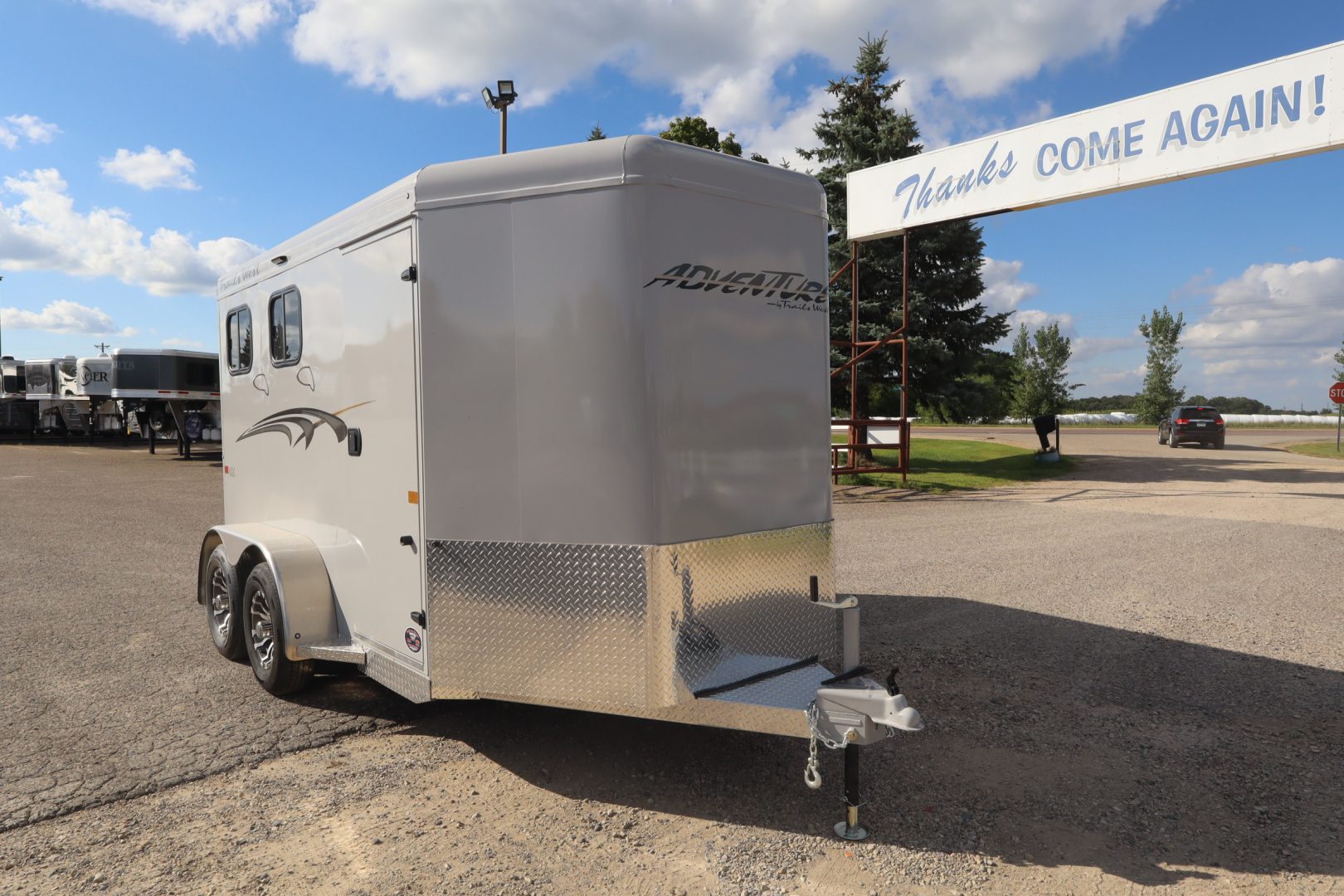 New 2026 Trails West Adventure MX 2 Horse BP Horse Trailer