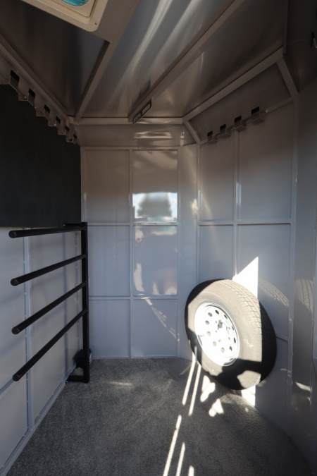 New 2026 Trails West Adventure MX 2 Horse BP Horse Trailer