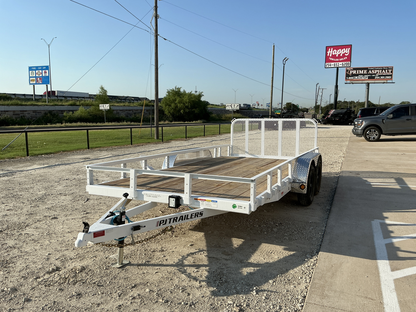 New 2026 PJ 83"x16' Tandem Axle Utility Trailer - UL