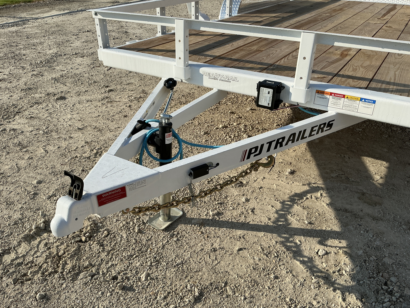 New 2026 PJ 83"x16' Tandem Axle Utility Trailer - UL