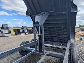 New 2025 LAMAR TRAILERS 83" x 16' -14K Dump Trailer 36" SIDES