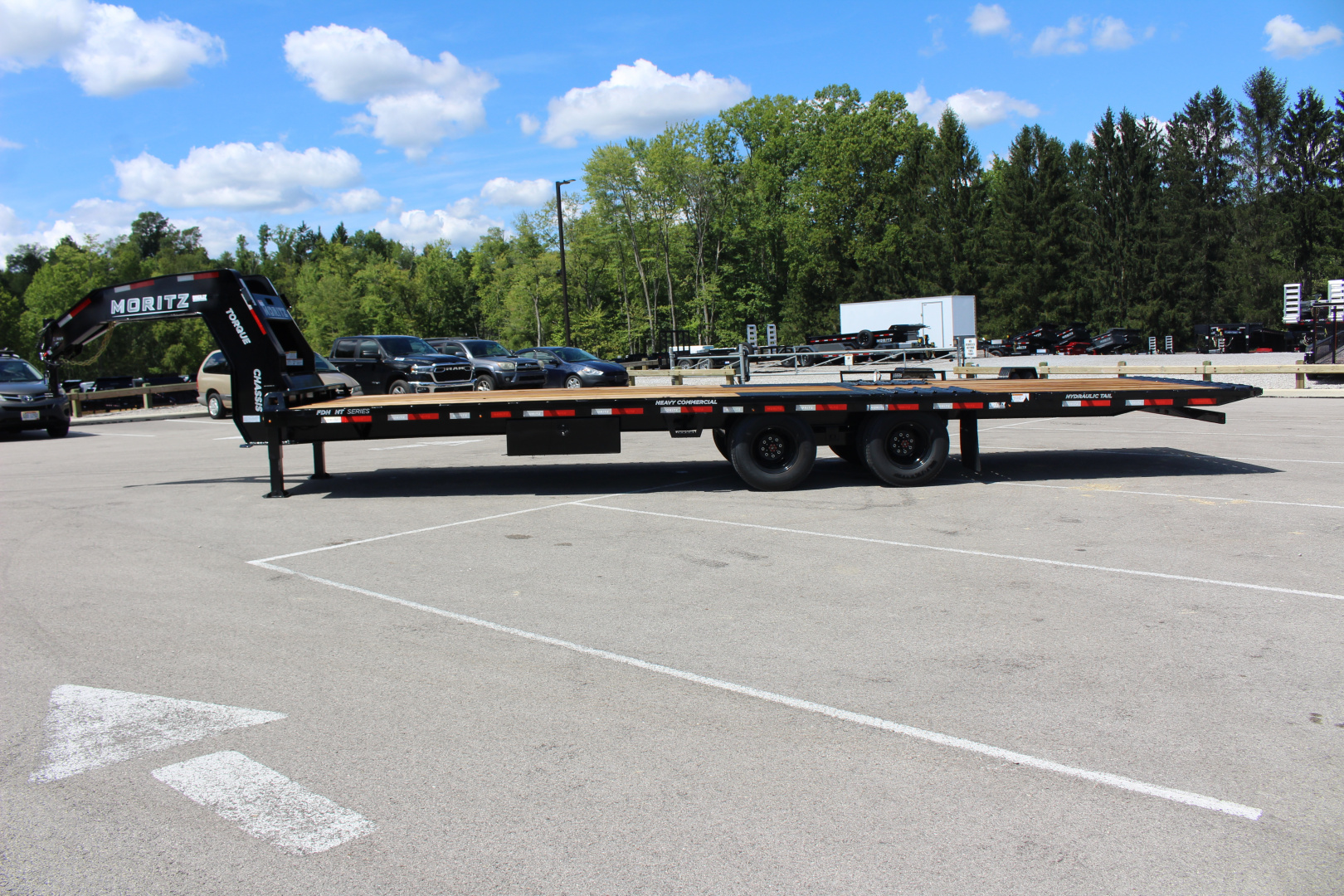 New 2025 Moritz FDGH Hydraulic Tail 30' GOOSENECK Deckover Flatbed Trailer- 22900# GVW