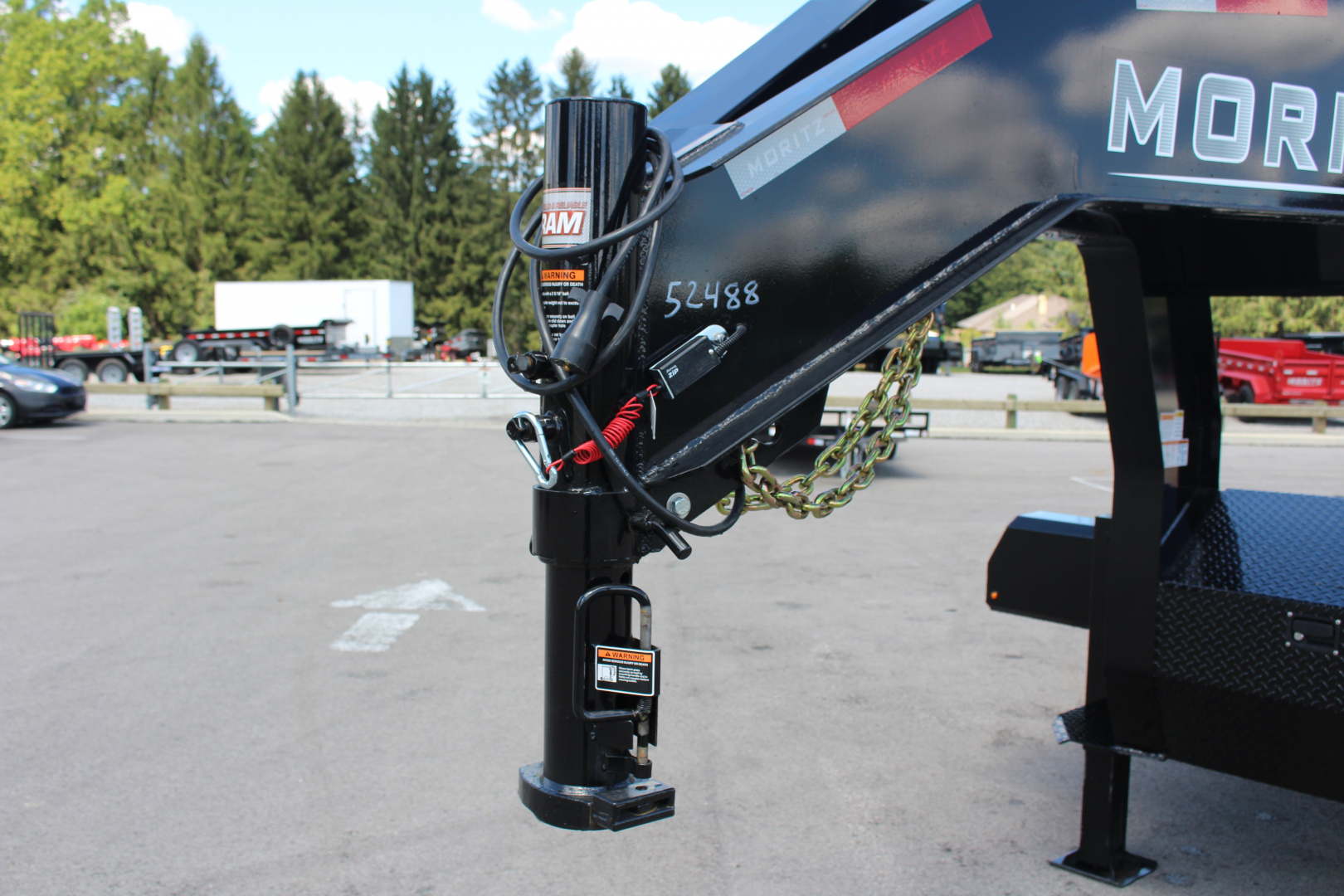 New 2025 Moritz FDGH Hydraulic Tail 30' GOOSENECK Deckover Flatbed Trailer- 22900# GVW