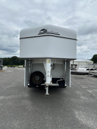 Used 1995 Sundowner 2H Charter Horse Trailer