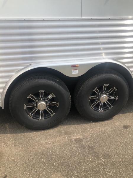 New 2026 Bison 2H 9'SW LQ