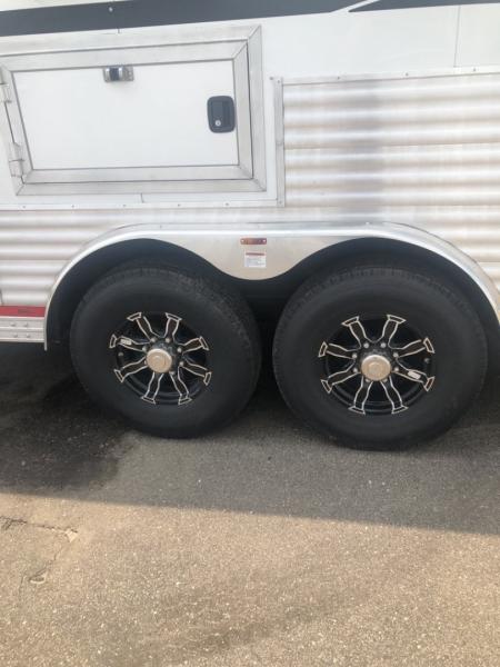 New 2026 Bison 2H 9'SW LQ