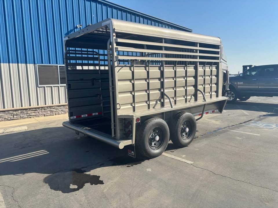 New 2026 GR Trailers Gooseneck Stock Horse Trailer 6'8"x12'