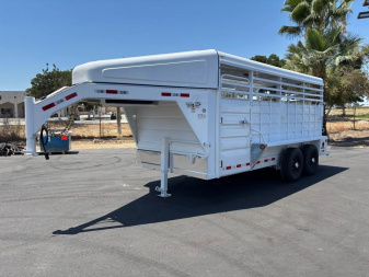 New 2025 GR Trailers Gooseneck Stock Trailer 16'