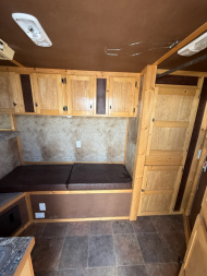 Used 2002 Adam 3H Horse Trailer