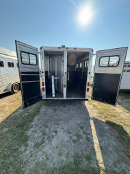 Used 2002 Adam 3H Horse Trailer