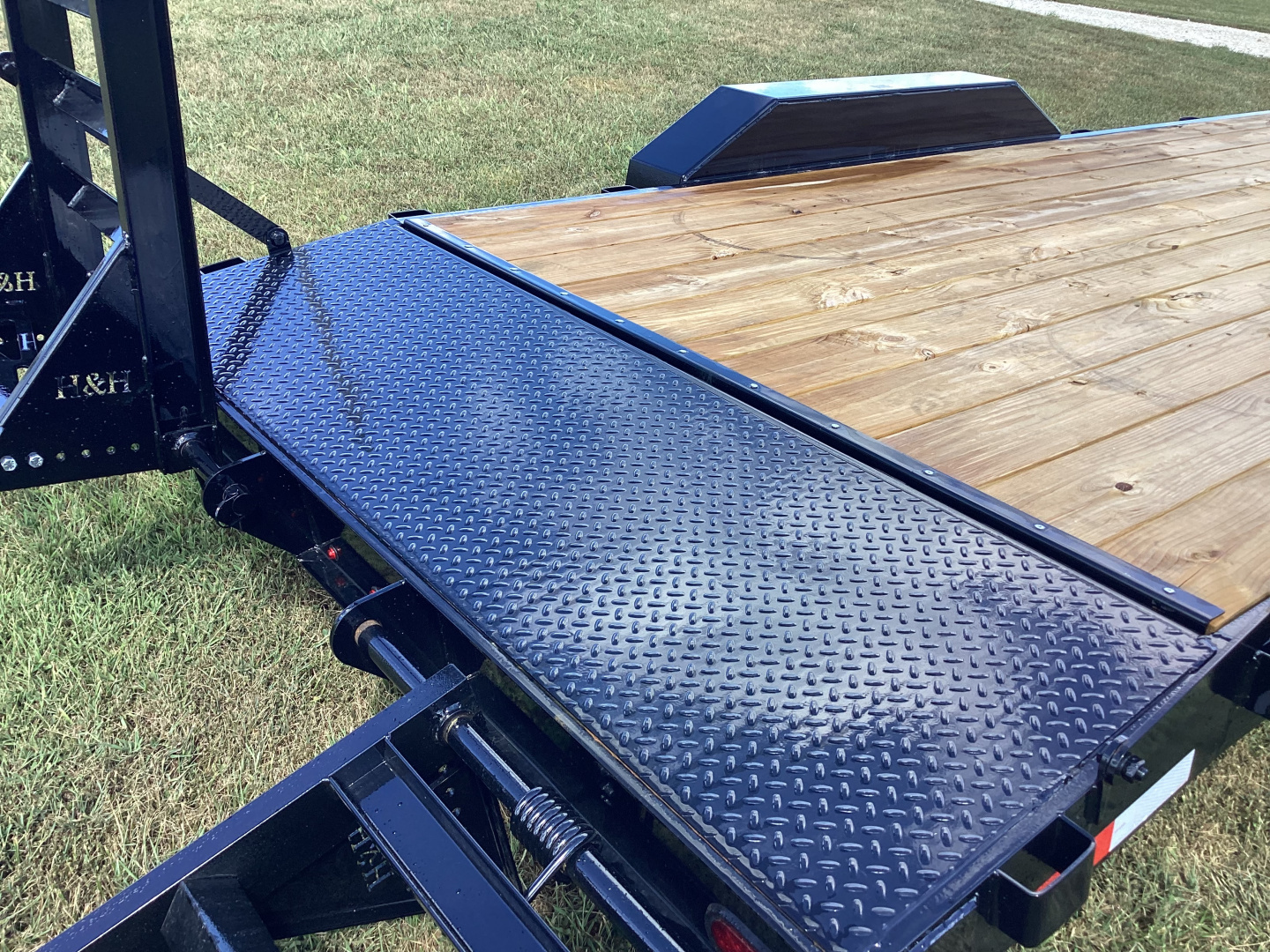 New 2025 H&H Trailers 18+2 Equipment Trailer, 14K