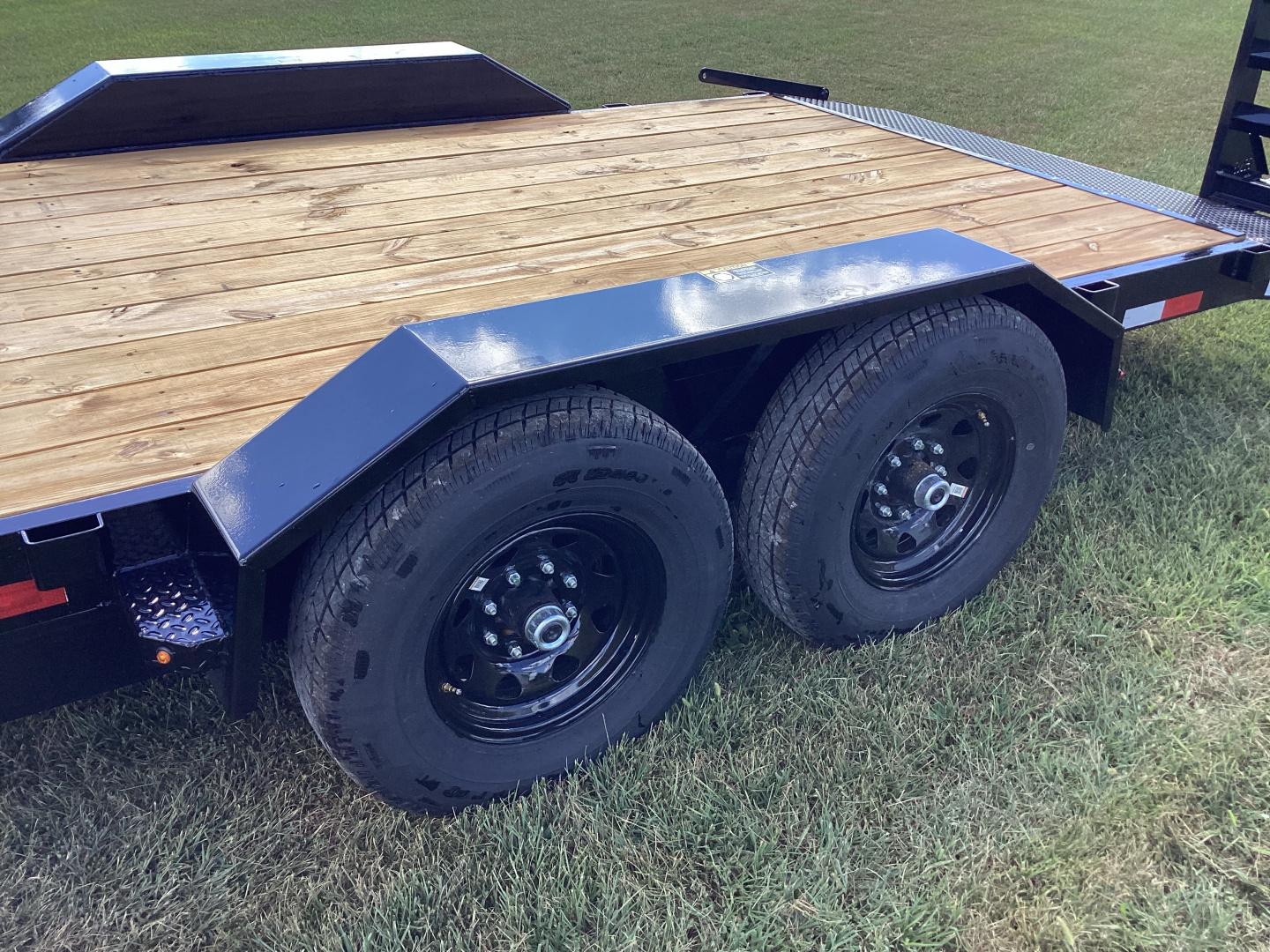 New 2025 H&H Trailers 18+2 Equipment Trailer, 14K