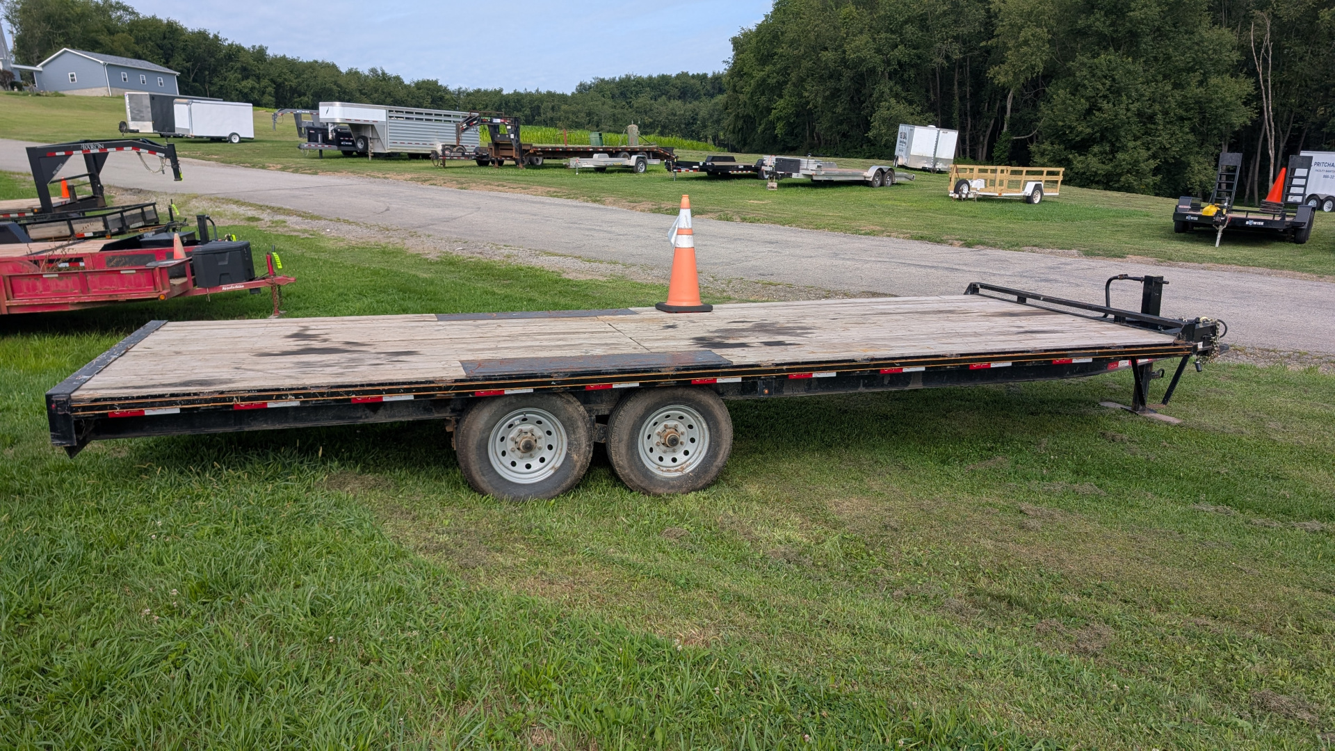 Used 2023 Quality 20' GENERAL DUTY  Deckover Tagalong w/ No Dove Tail, No Ramps/Hardware