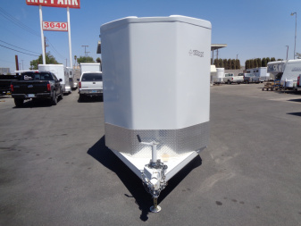 Used 2017 Titan Trailers *Primo 2H SL * 2-Horse Slant Load Horse Trailer