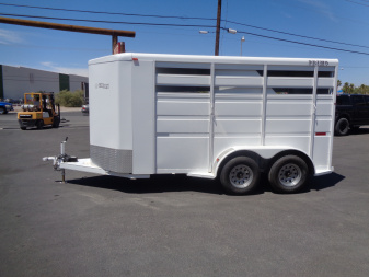 Used 2017 Titan Trailers *Primo 2H SL * 2-Horse Slant Load Horse Trailer