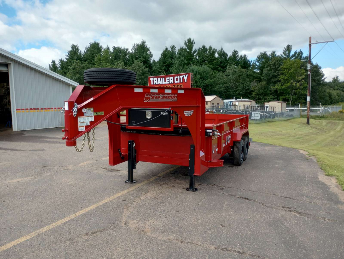 New 2024 Midsota HV 16'x82" Gooseneck Dump Trailer