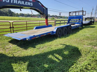 Used 2021 MAXX-D 83 X 30 TRIPLE AXLE GN GRAVITY Tilt Trailer