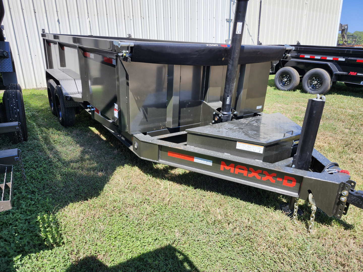 New 2026 MAXX-D DTX8316 7X16 16K Dump Trailer