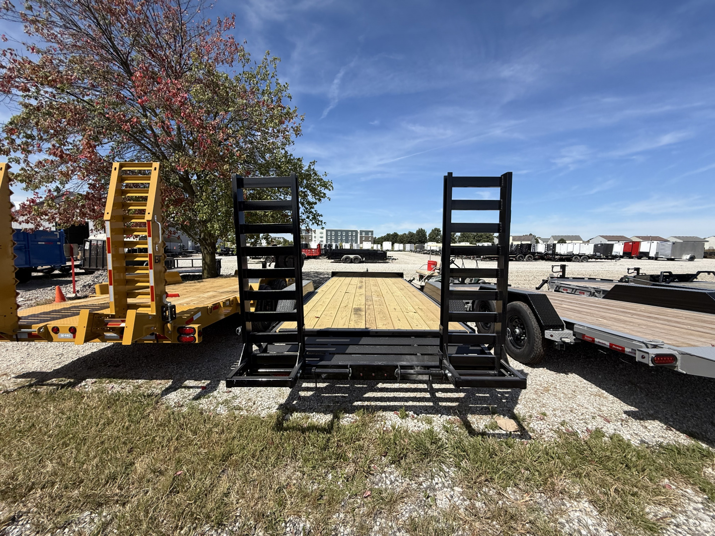 New 2026 LIBERTY EQUIPMENT LE10K83X20C5DT 83X20 TA (GVW:9990) MIDNIGHT BLACK