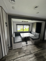 Used 2023 Dutchmen Mfg Coleman 242BH Travel Trailer