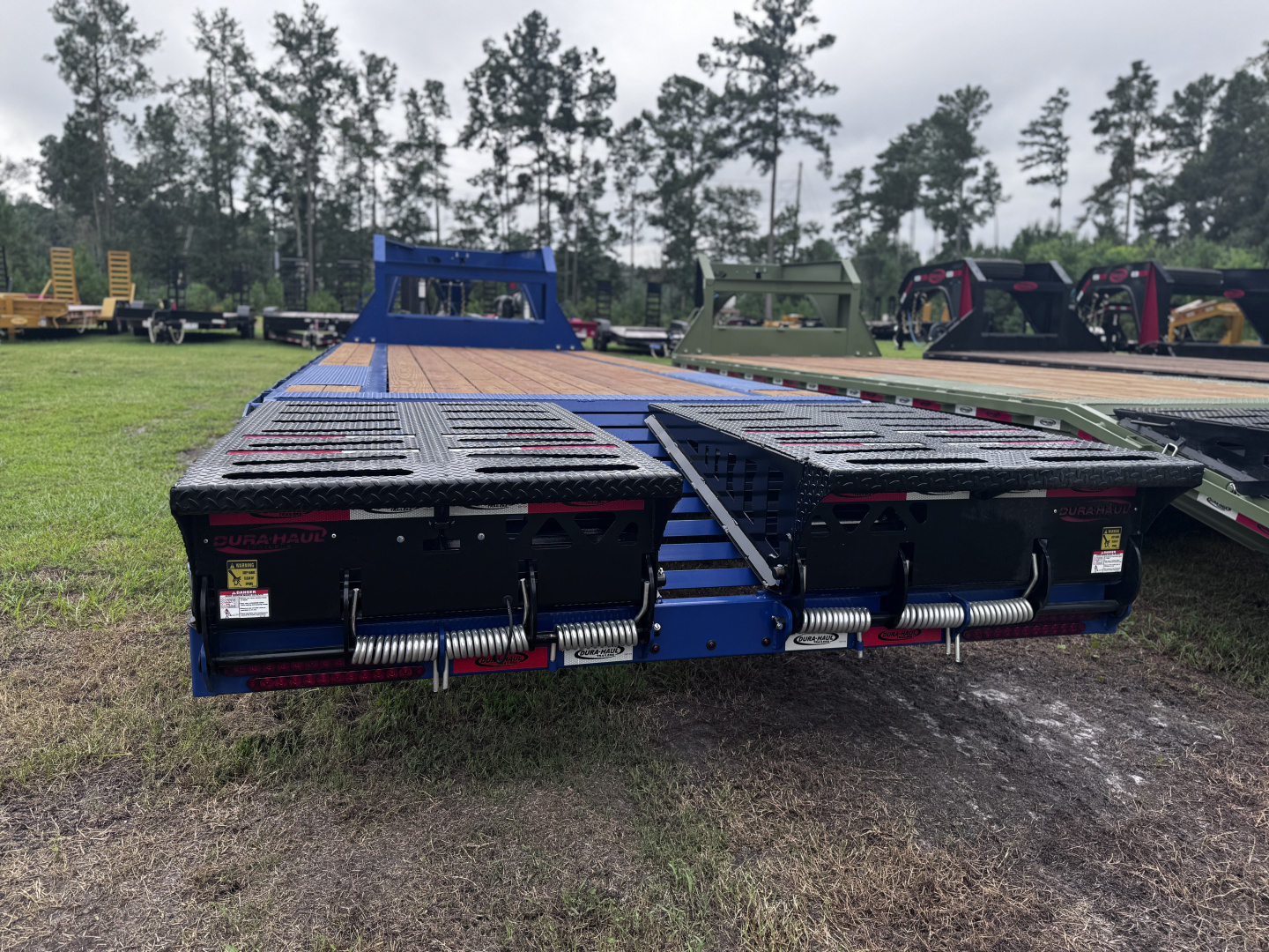 New Dura - Haul 102x20+5 16K Gooseneck Trailer