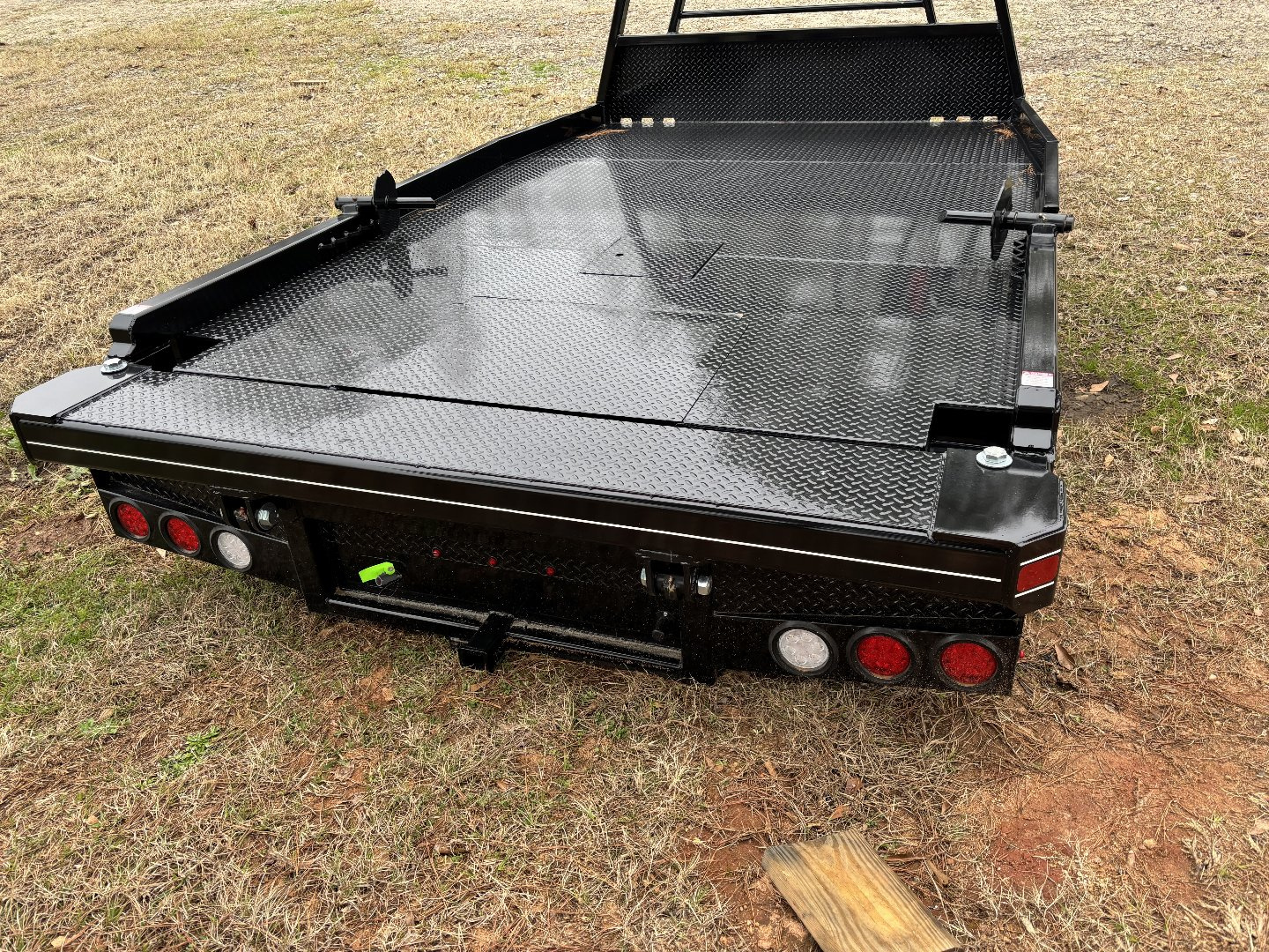 New 2025 Butler Hay Beds ARM 84" C/A 12FT