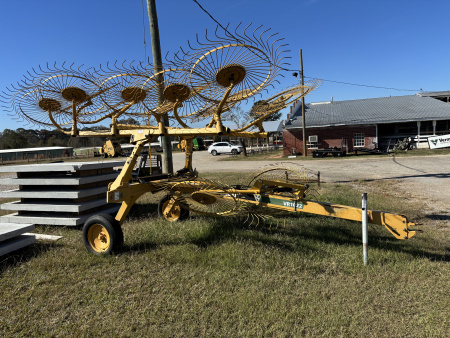 Used 2016 Vermeer VR1022 Wheel Rake Farm / Ranch