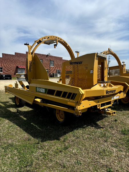 New 2025 Vermeer BW600 Inline Bale Wrapper