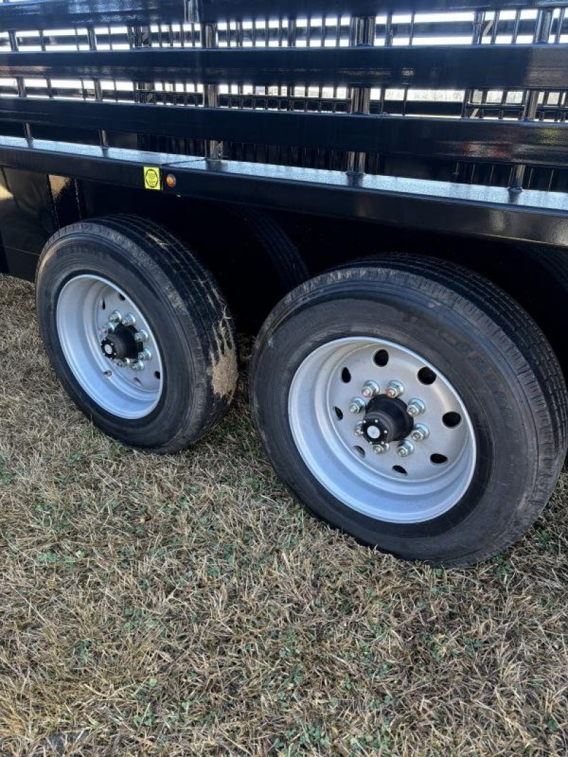 New 2024 Neckover 24x7 Stock Trailer