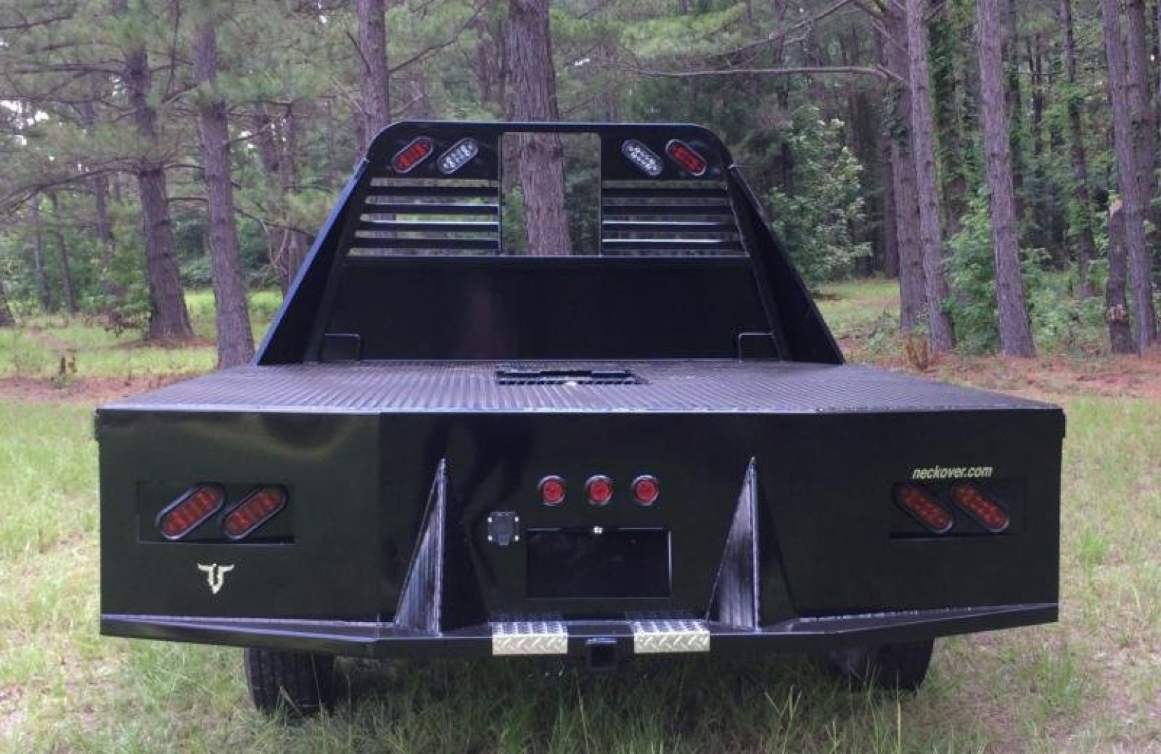 New 2022 Neckover Truck Beds Standard Platform Bed Flat Decks